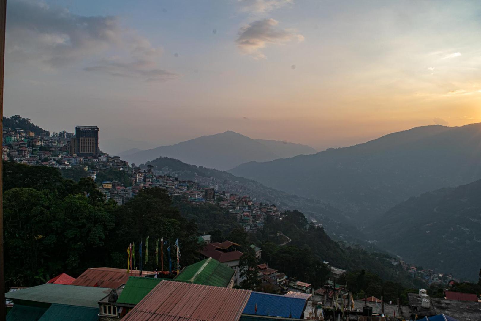 Hotel The Wild Orchid Gangtok Esterno foto